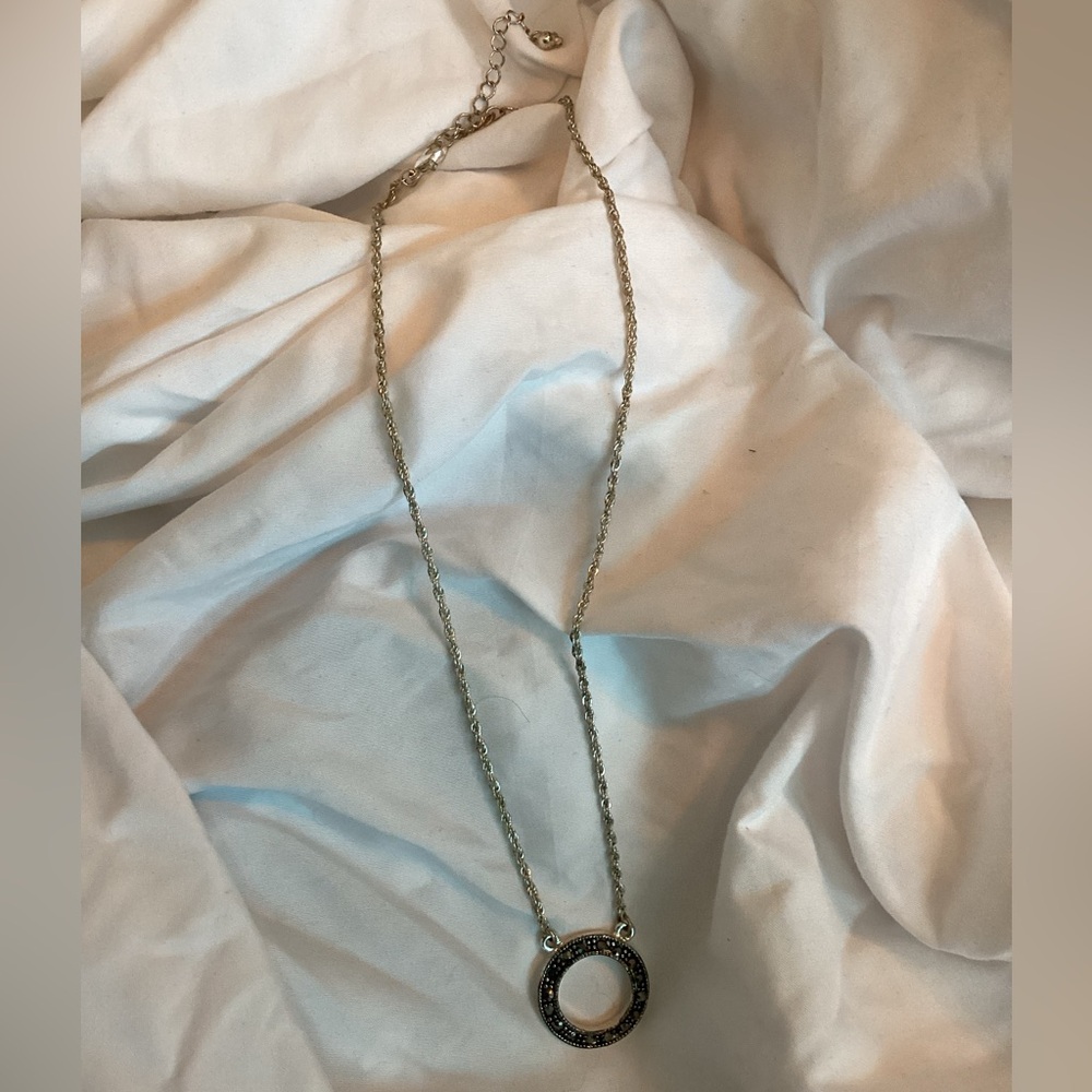 Necklace adjustable black rhinestone circle